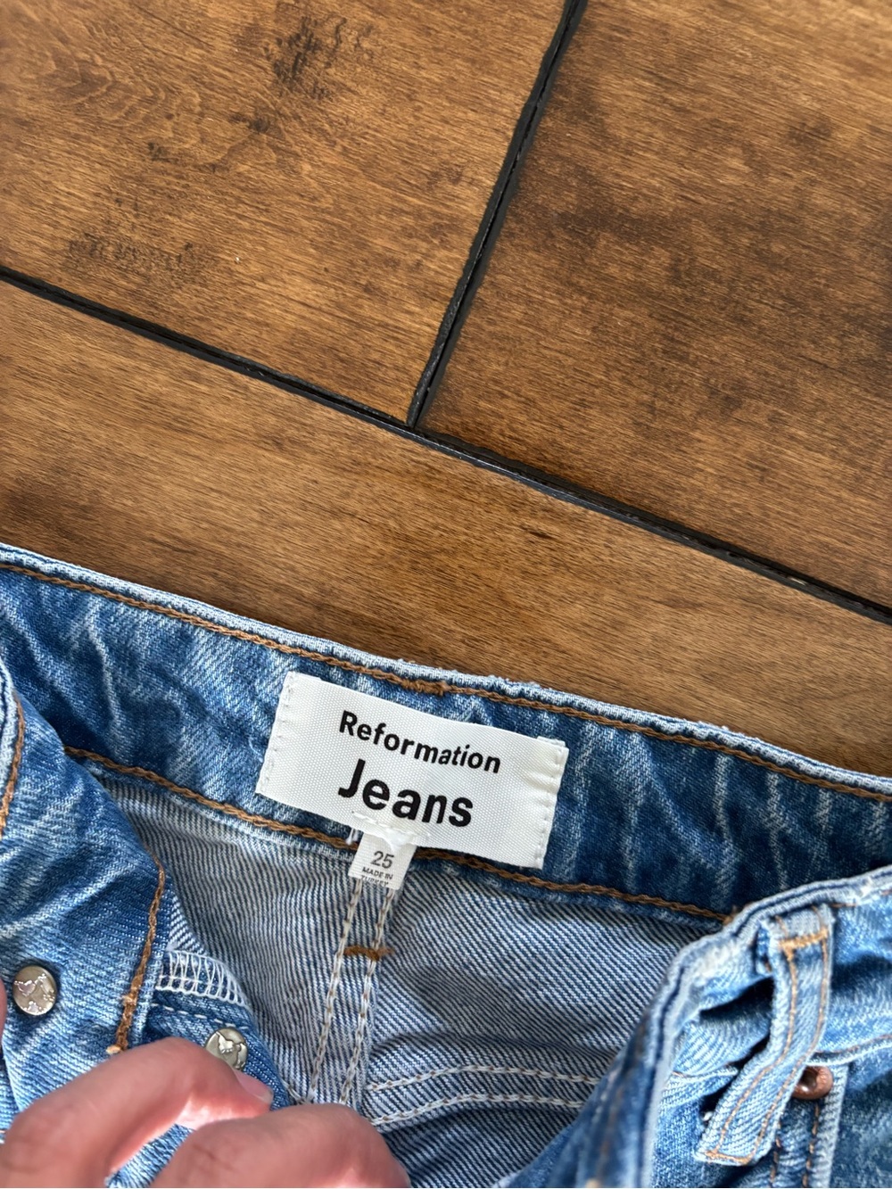 Reformation Cynthia High Rise Size 25 Jeans - Picture 3 of 7